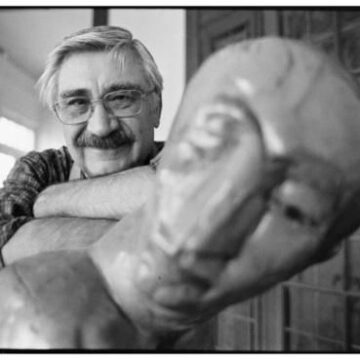 Juan Carlos Distefano Materia y Memoria en la Escultura Juan Carlos Distéfano